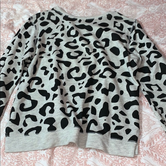 Sweater - Picture 2 of 4